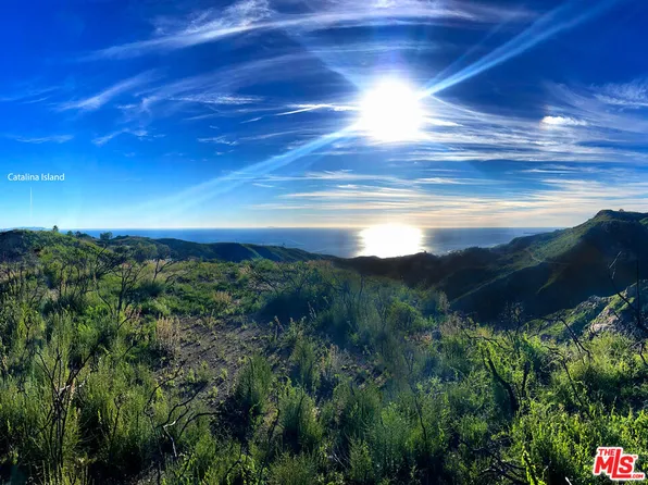 2825 Tuna Canyon Rd, Topanga, CA 90290