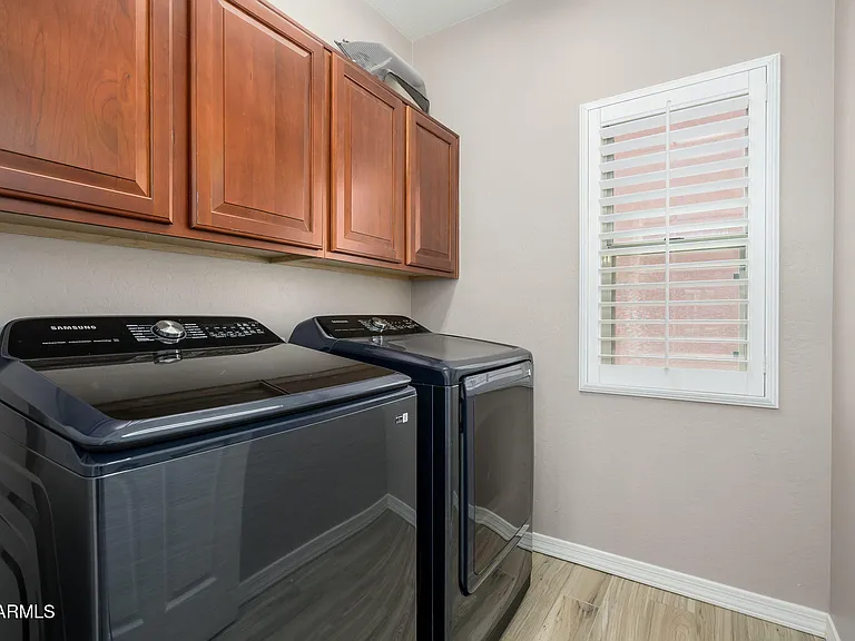 16060 W Mercer Ln — Photo 15