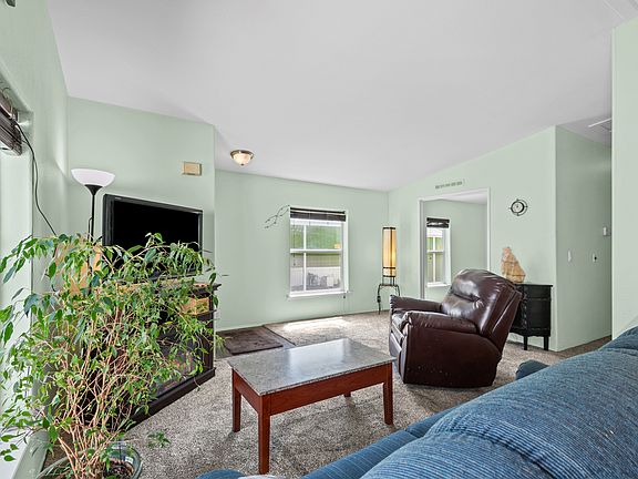 3rd image of 120 N 350th St W #211