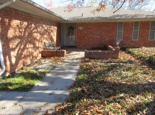 1216 Randy Dr, Irving, TX 75060