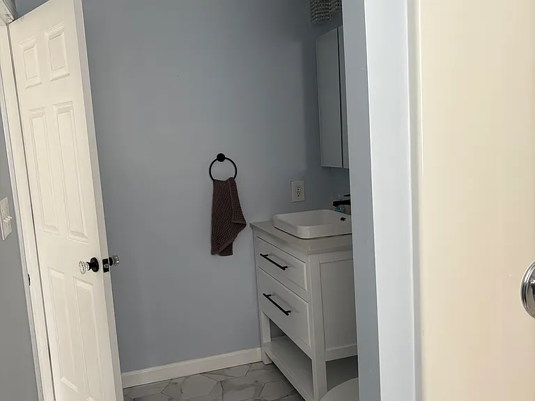 Upstairs bathroom