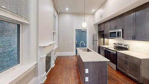 Floor plan 1814 Vine Street 201
