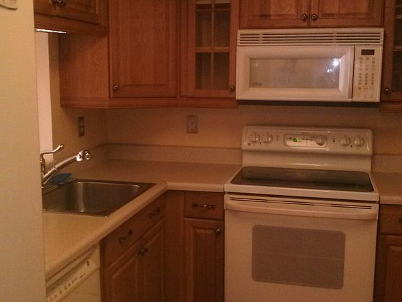 3rd image of 17000 NW 67th Ave APT 314