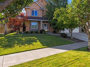 2048 Newhaven Loop, Richland, WA 99352