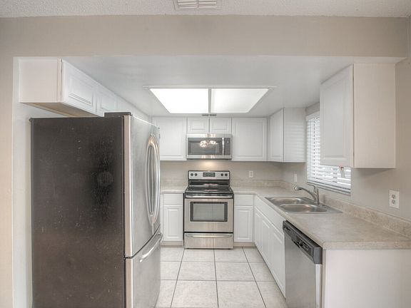 5th image of 2922 Loch Arbor Ct