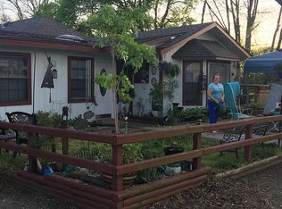 1612 W Trudgeon St, Henryetta, OK 74437