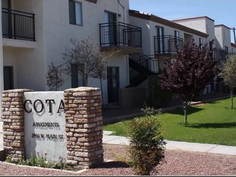 Cota Apartments