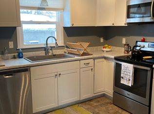 320 Ashland St S, Cambridge, MN 55008