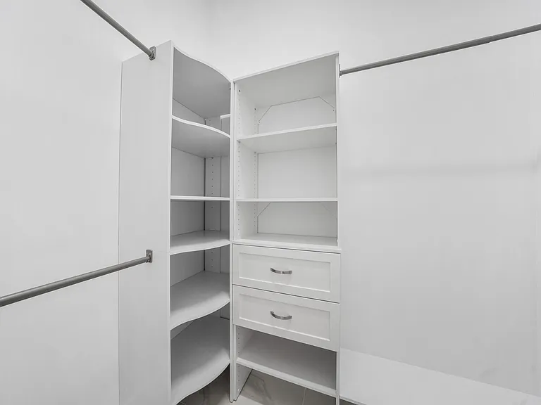 20262 Rosewood Garden Way — Photo 43