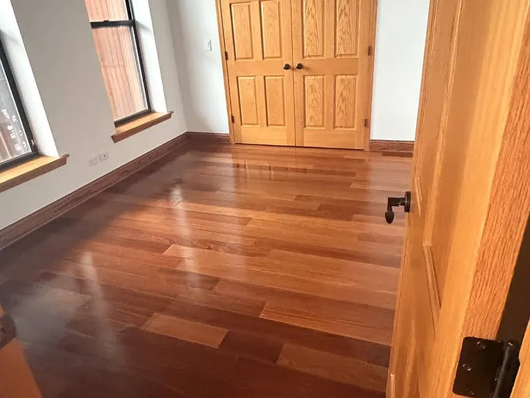 2103 W Erie St #2 — Photo 4