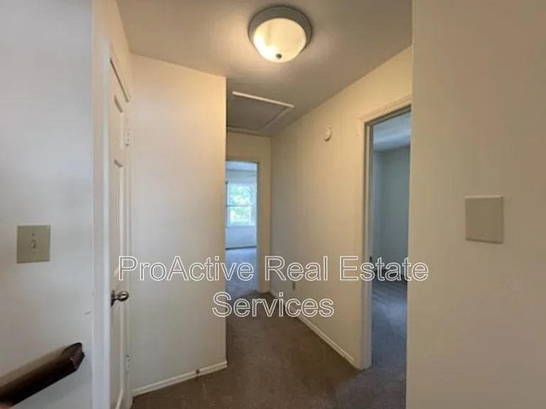 3021 Luxembourg St #A — Photo 12