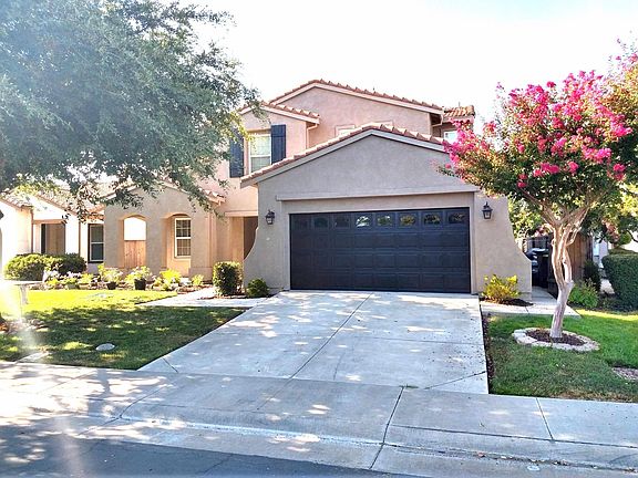 3rd image of 4219 Coastal Cove Ln
