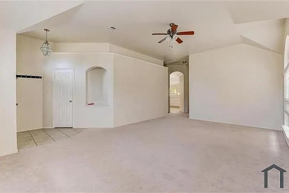4905 Summer Oaks Ln — Photo 10
