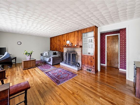 5th image of 14 Pickwick Rd