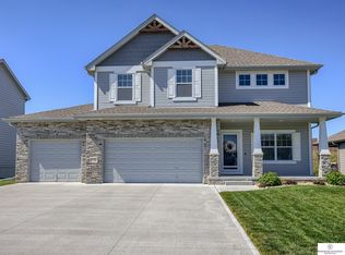 9708 N 151st St, Bennington, NE 68007