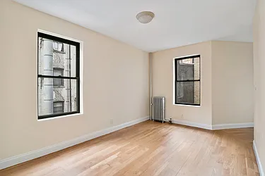 Rented by Cooper & Cooper Real Estate