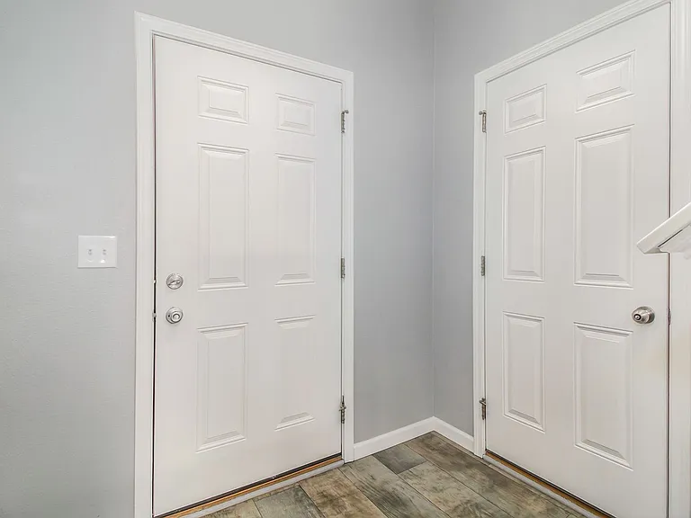4461 Soya Ave — Photo 8