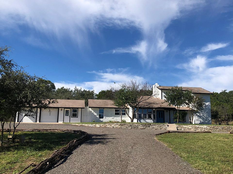 Main home as you drive up the driveway