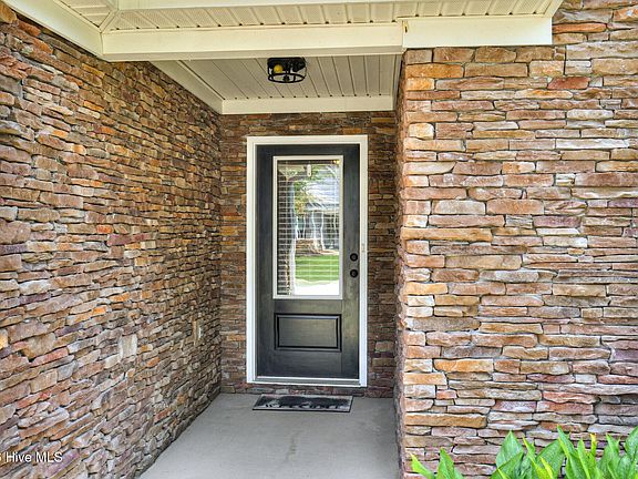 2nd image of 634 Shipley Avenue