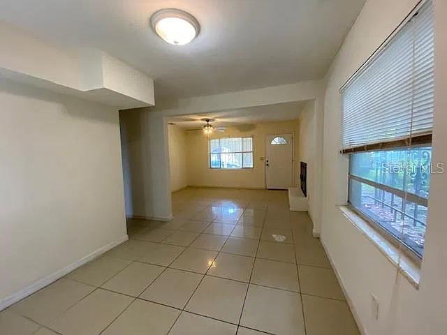 2 bed, 1.0 bath, 780 sqft, $1,995 — Photo 3