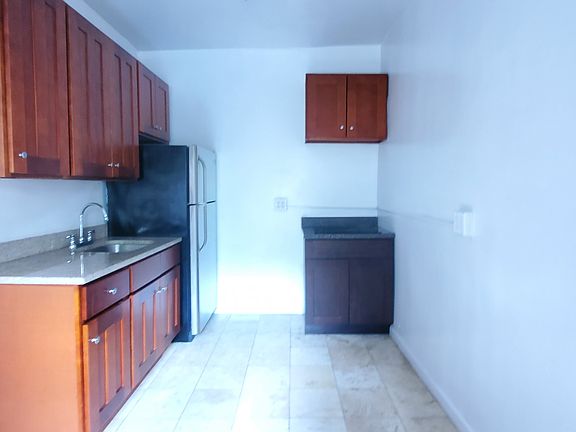 2nd image of 4142 40th St APT C4