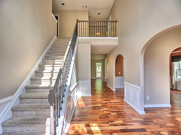 5th image of 3356 Shallowford Green Dr