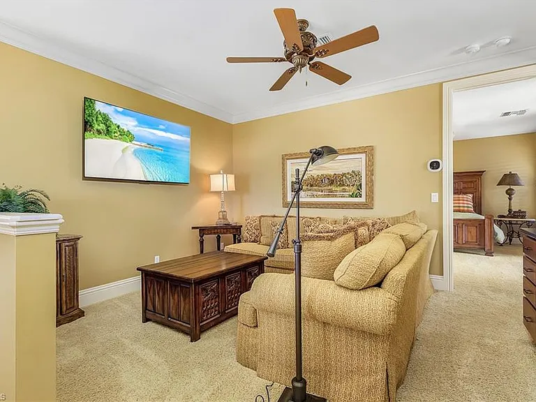 540 Snell Ct — Photo 11