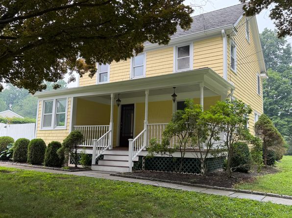 159 Barry Ave