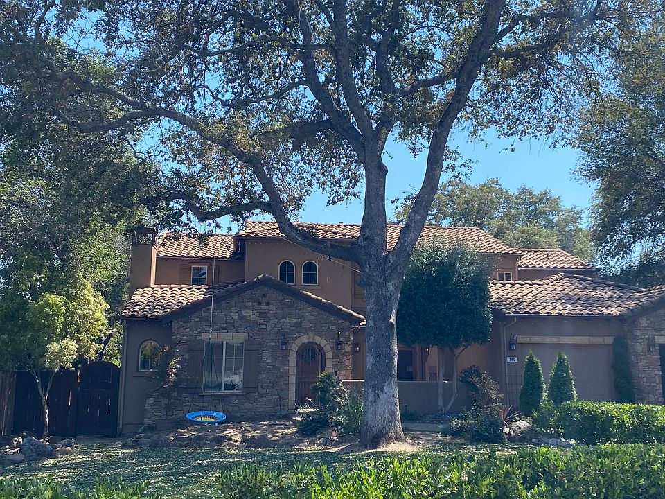 1st image of 140 Egloff Cir