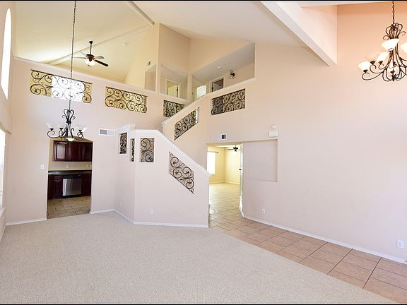 5th image of 12544 Twin Leaf Dr