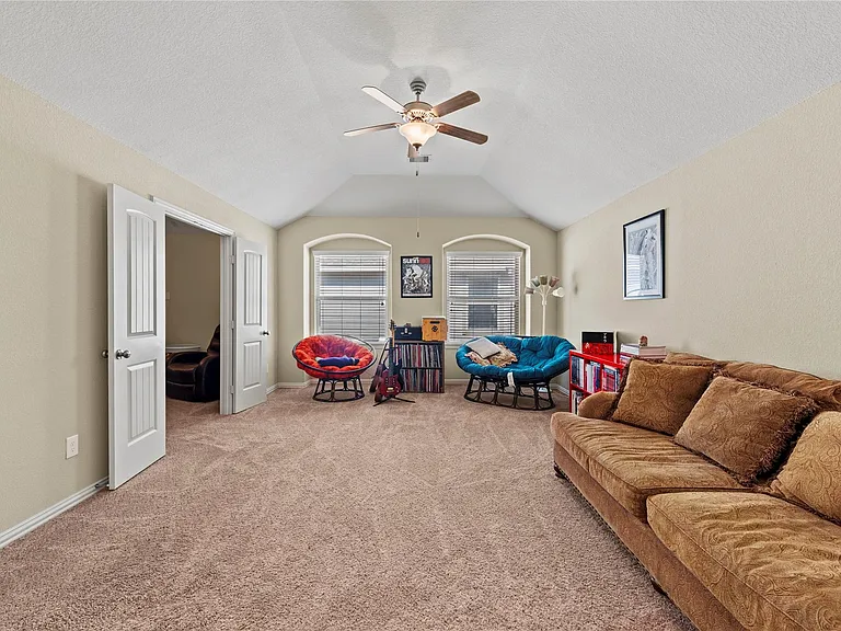 16127 Fairway Creek Cir — Photo 22