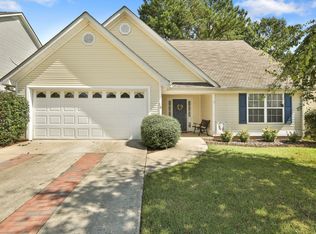 16 Crescent St, Newnan, GA 30265