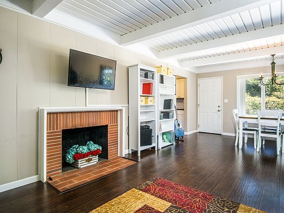 5th image of 3681 A St