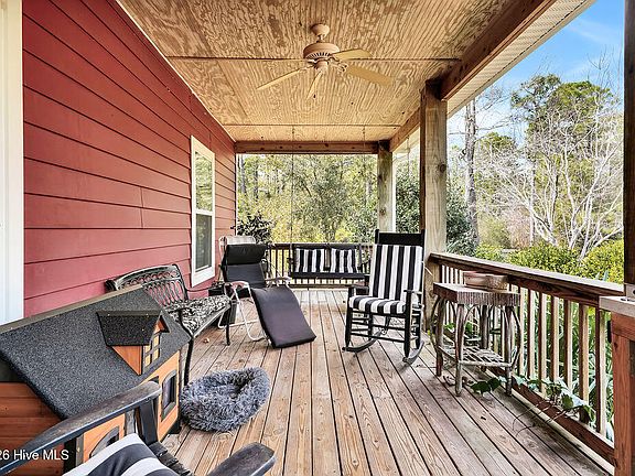 5th image of 397 W Ranch Road W