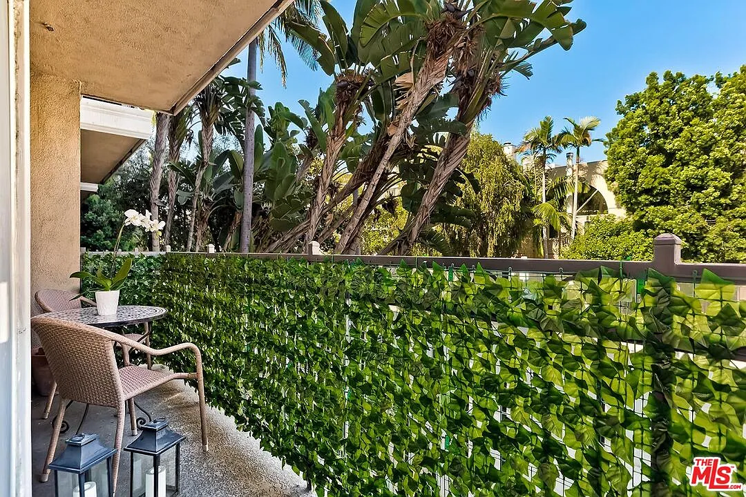 2 bed, 2.0 bath, 1000 sqft, $3,995 — Photo 4