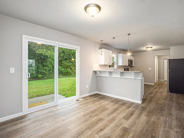 613 Courtyard Pl — Photo 3