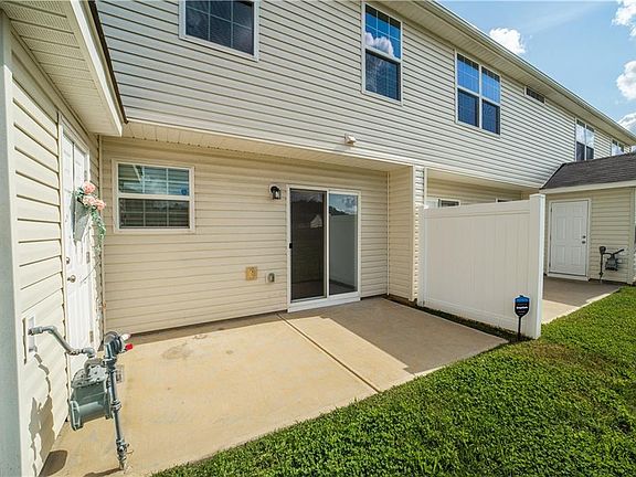 5th image of 7368 Garett Park Dr