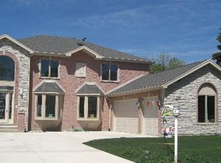 3200 Potter Rd, Glenview, IL 60026