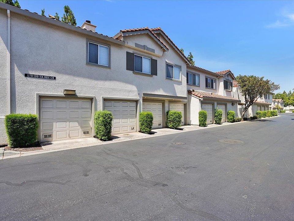 2nd image of 1282 Tea Rose Cir
