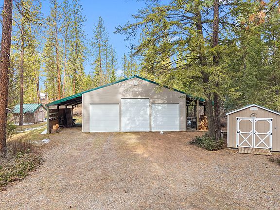 2nd image of 796 Mahoney Rd