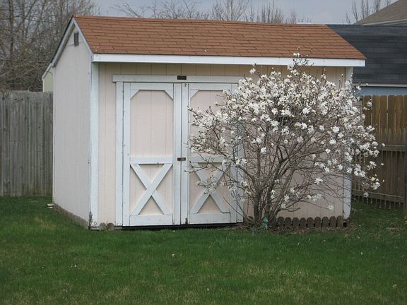 4th image of 2510 College Green Dr
