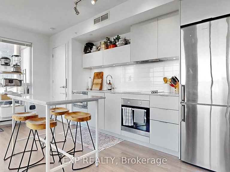 20 Thomas Riley Rd W #609 — Photo 10
