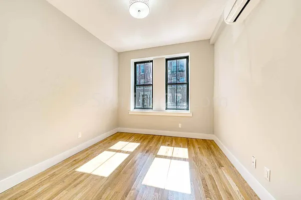 Rented by Sterling Realty Solution Inc | media 4