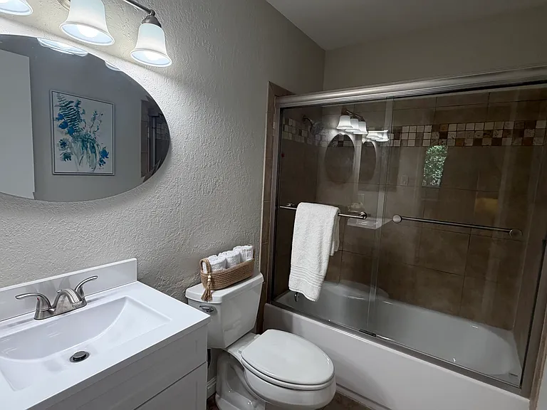 408 Old Orchard Ct — Photo 13