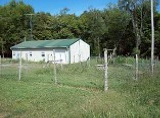 1548 Louis Free Rd, Edmonton, KY 42129