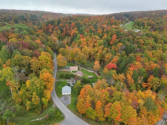 4th image of 5883 Gomer Hill Rd