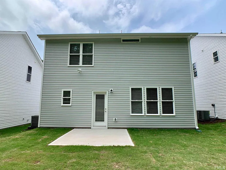 141 Diploma Dr — Photo 20