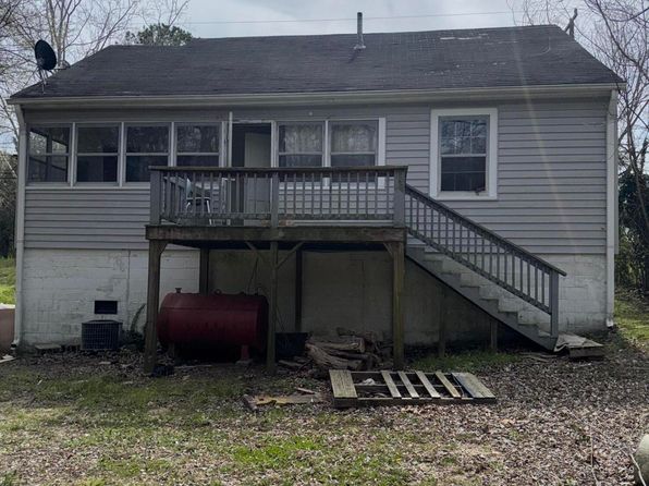 304 W Franklin St, Warrenton, NC 27589