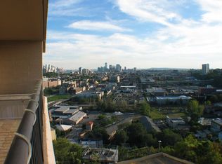 380 Mountain Rd APT 615, Union City, NJ 07087