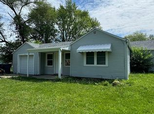 704 N Biltmore Ave, Muncie, IN 47303